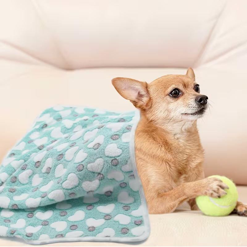 8-Pack Soft Pet Blankets – Cozy Dog & Cat Blankets with Heart Pattern